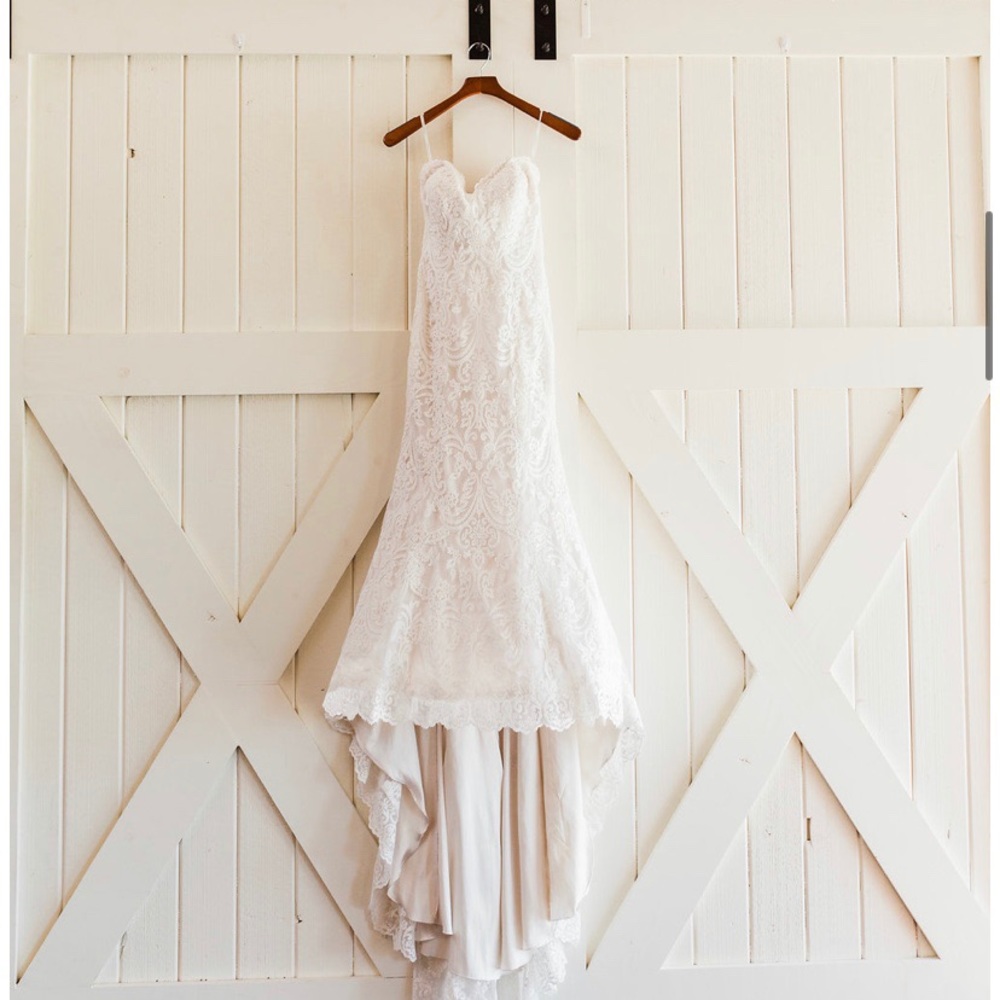 Aire Barcelona Bridal Gown